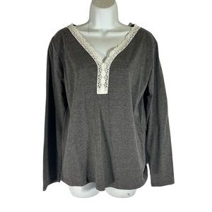 Aranee Womens Medium Top Pullover Gray White Crochet Detail Long Sleeve